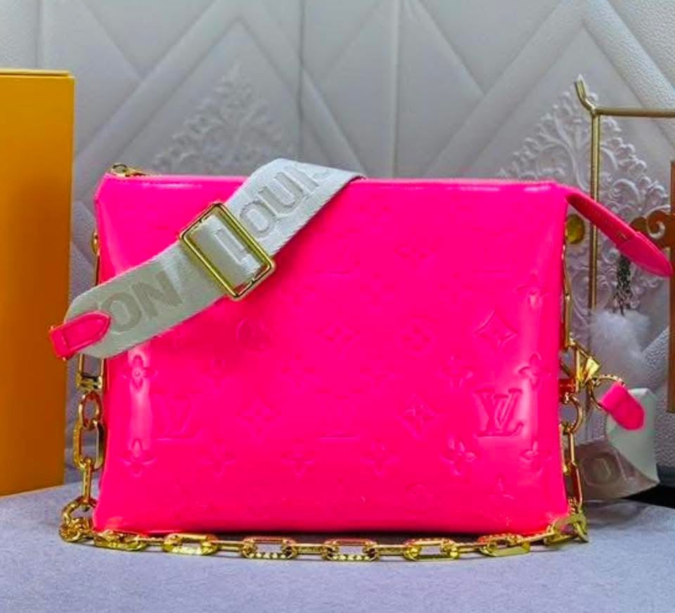 Hot pink purse with strap & chain