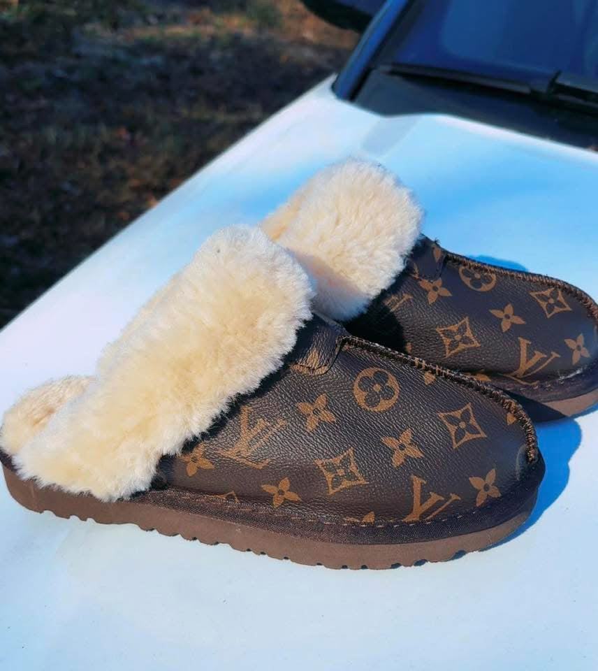 Boujee fuzzy slides