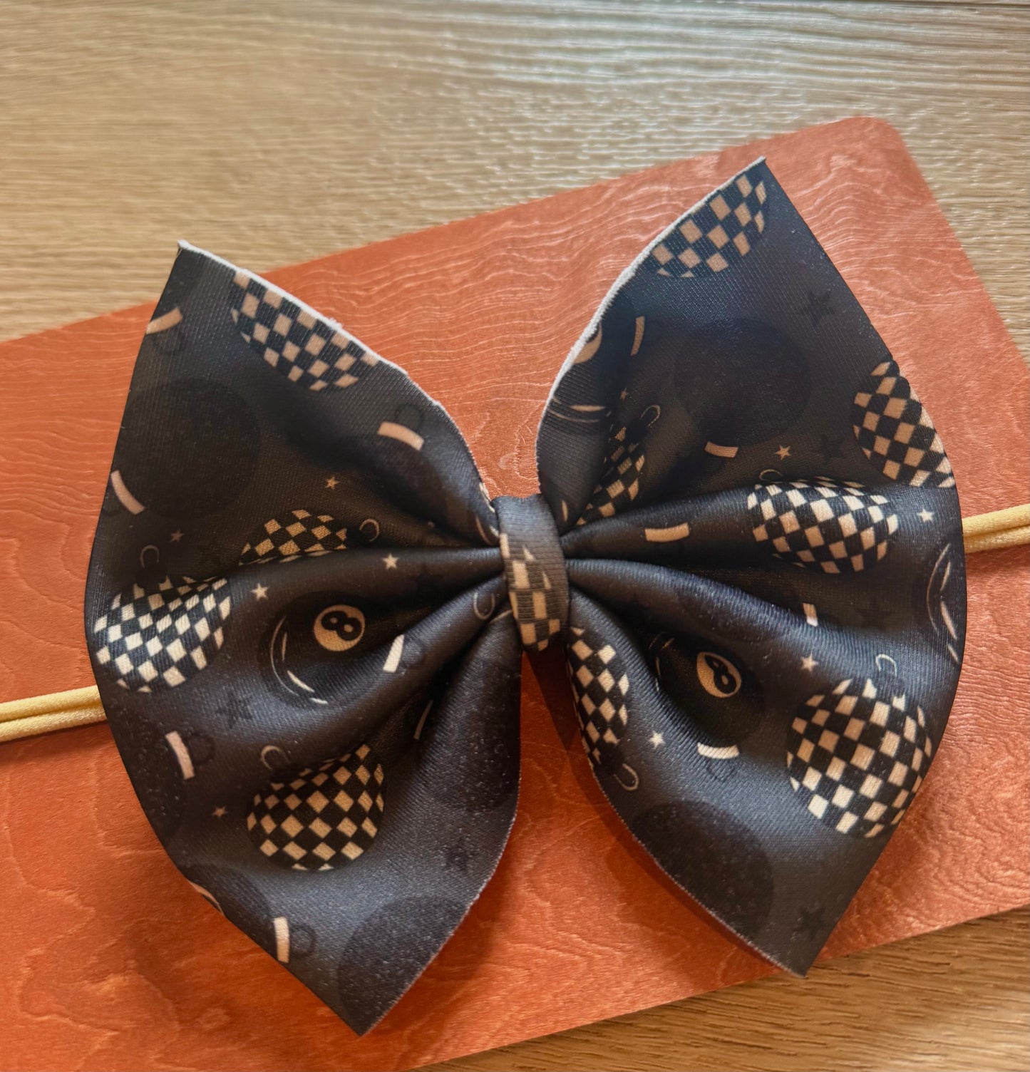 8 ball Christmas Nylon