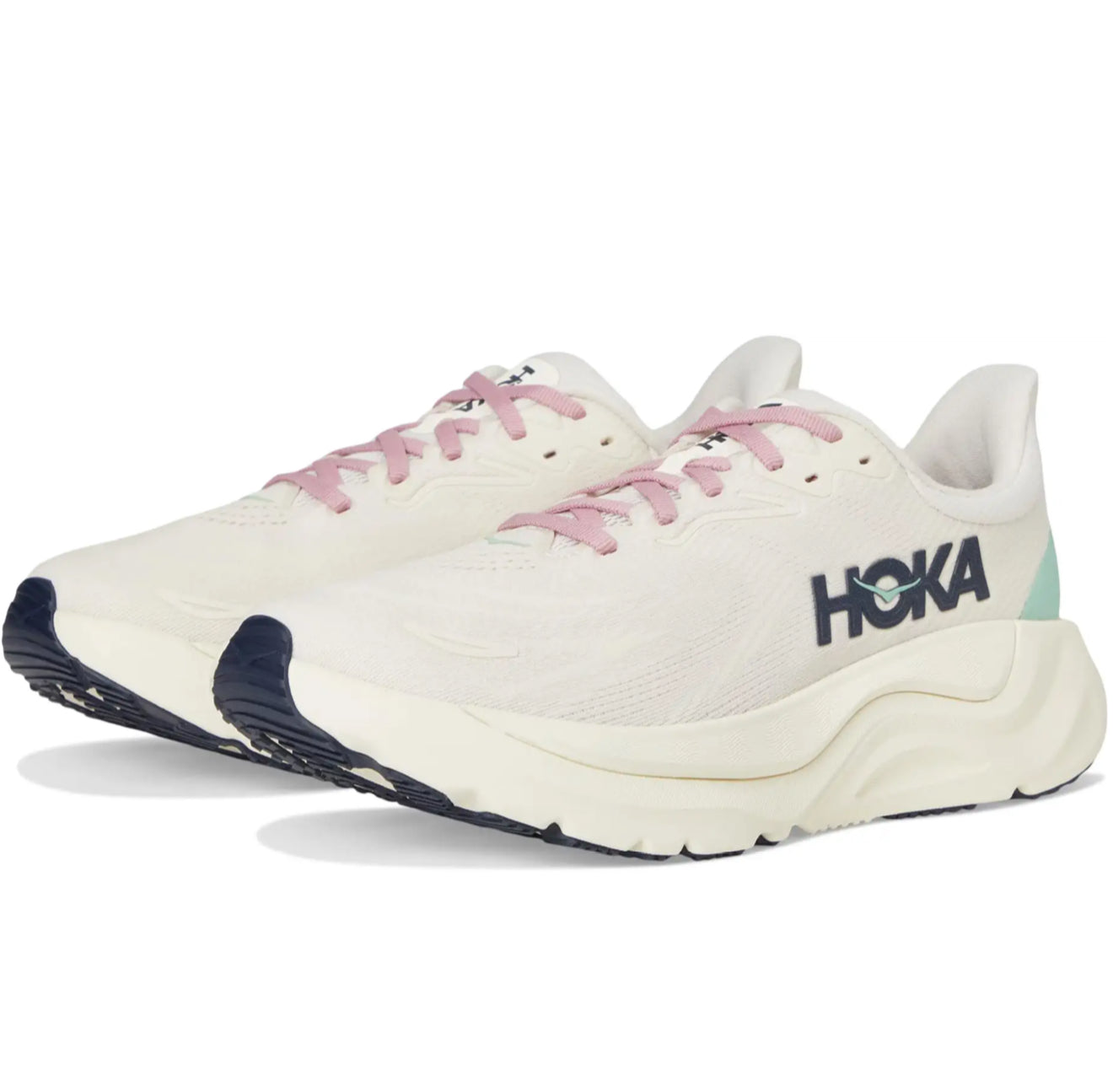 H o k a A8