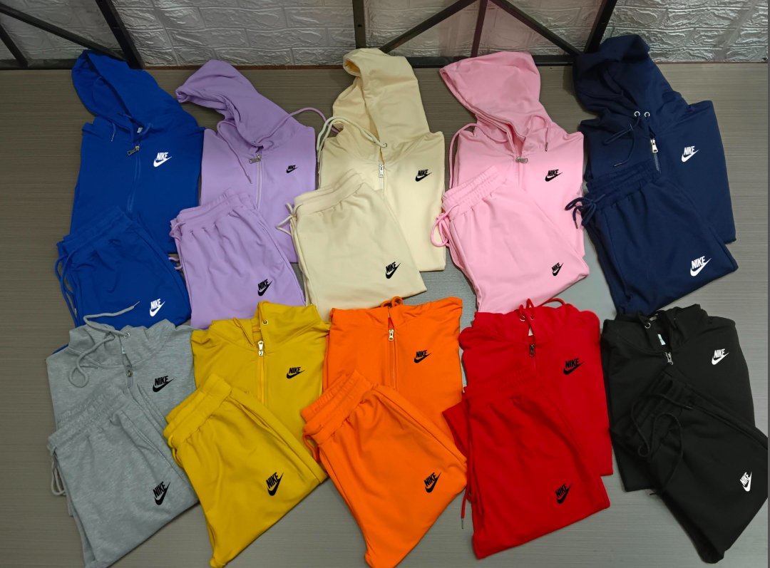 NKsweatshirt & Sweatpants set